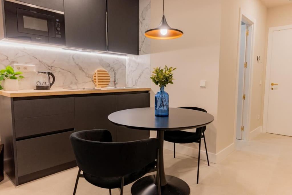 For Estudio Oriente Diseno Y Confort En Delicias Temporal Del2916 Appartement