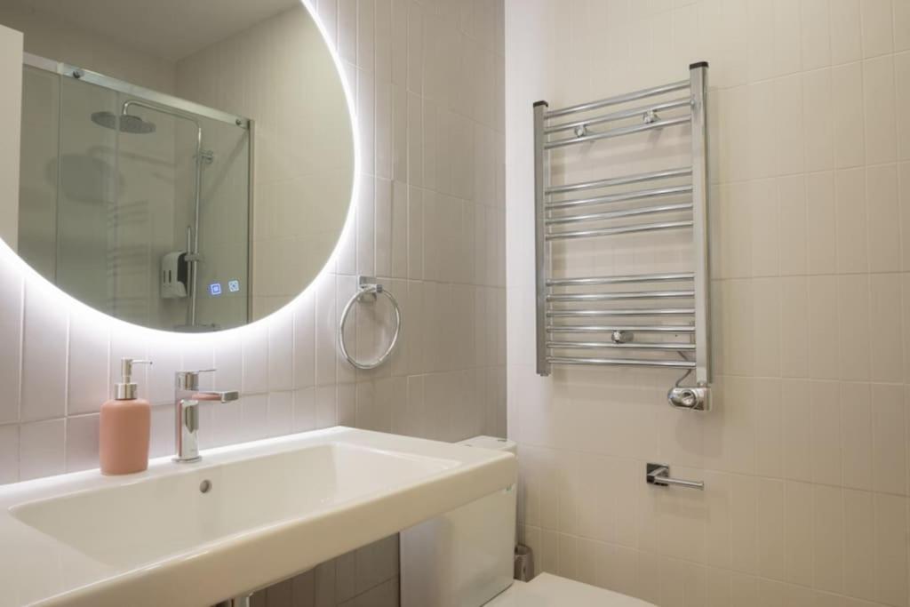 For Estudio Oriente Diseno Y Confort En Delicias Temporal Del2916 Appartement Madrid